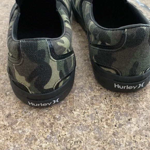 NWT Hurley Kayo Slip on Sneaker Shoe Camo and Black 10.5 M - Picture 7 of 14